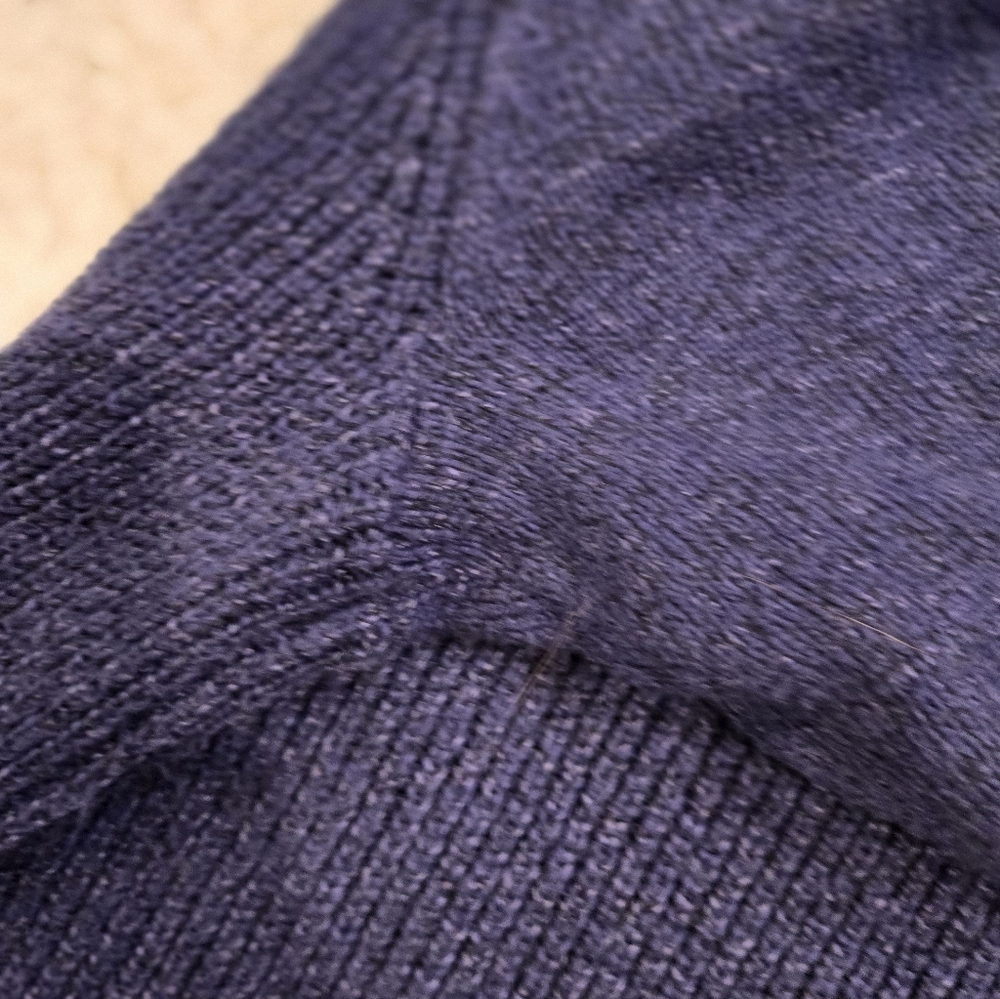 ⚠️Womens Sweater - Picture 1 of 5
